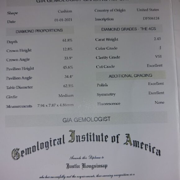 2.5 Carat Engagement Ring - Picture 4 of 5